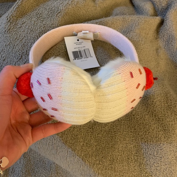 Kate Spade Women's Cupcake Earmuffs, Cream/Pink. - Picture 7 of 12